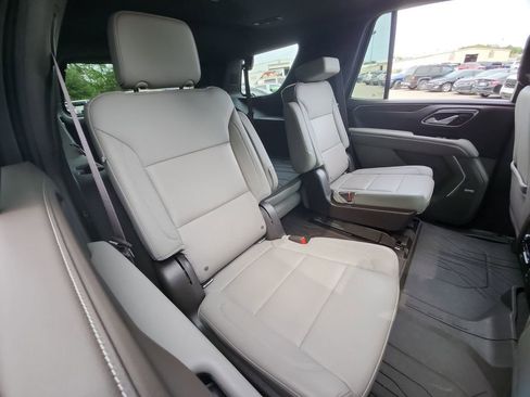 Certified 2022 Chevrolet Tahoe Z71 w/ Off-Road Capability Package image 32