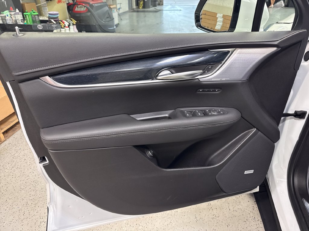 Used 2024 Cadillac XT5 Premium Luxury AWD/4WD image 19