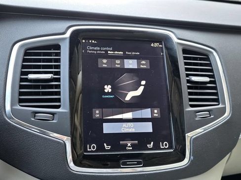 Used 2017 Volvo XC90 T6 Momentum w/ Vision Package AWD/4WD image 22