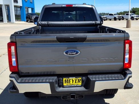 Used 2025 Ford F250 XLT w/ FX4 Off-Road Package AWD/4WD image 7