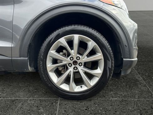 Used 2021 Ford Explorer Platinum w/ Equipment Group 601A image 10