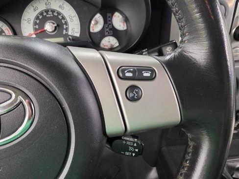 Used 2013 Toyota FJ Cruiser 4WD w/ Trail Teams Special Edition image 12