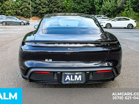 Used 2022 Porsche Taycan RWD image 10