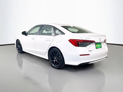 Used 2023 Honda Civic Sport image 7