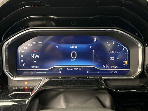 Used 2024 Chevrolet Silverado 1500 LT image 10