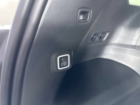 New 2026 Jeep Cherokee Limited AWD/4WD image 8