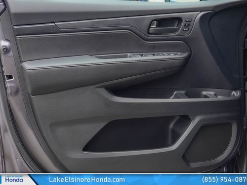 New 2026 Honda Odyssey EX-L image 9