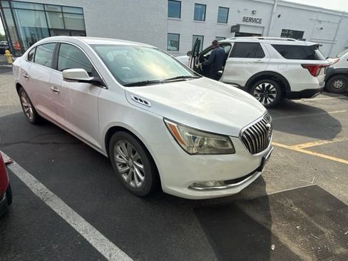 Used 2014 Buick LaCrosse Leather FWD image 3