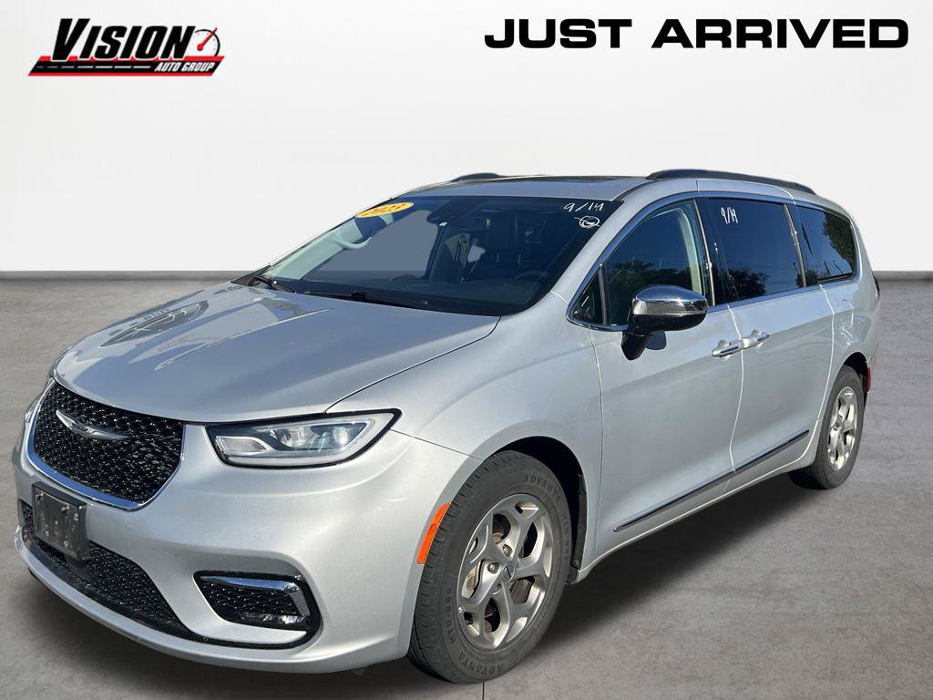 Used 2023 Chrysler Pacifica Limited FWD 360° Tour