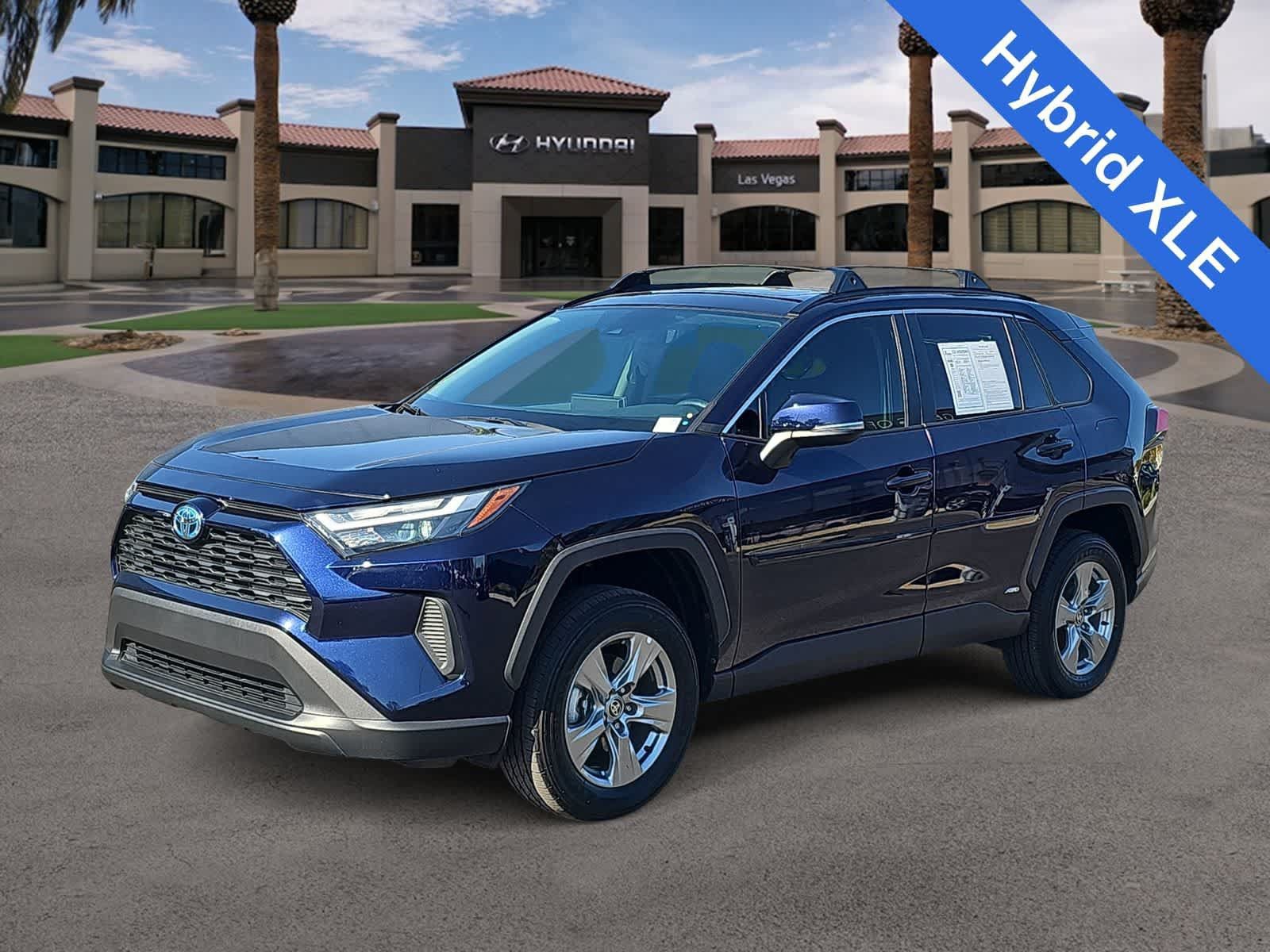 Used 2024 Toyota RAV4 XLE w/ Convenience Package AWD/4WD image 4