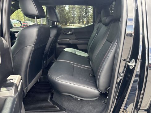Used 2019 Toyota Tacoma TRD Pro AWD/4WD image 13