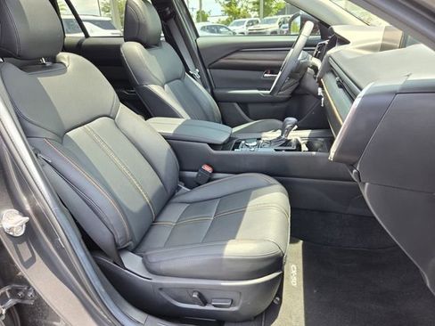 Used 2025 MAZDA CX-50 AWD 2.5 S w/ Premium Plus Pkg image 18