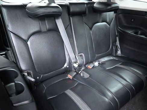 Certified 2023 Honda Pilot Touring image 25