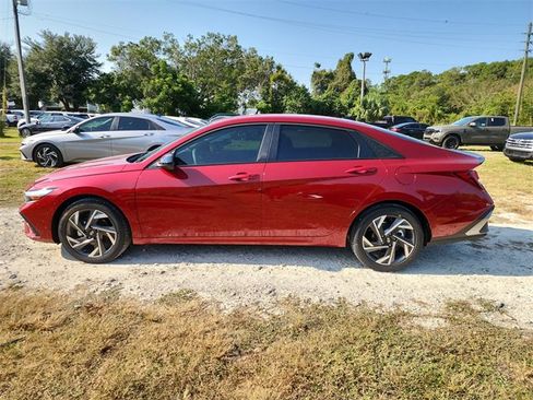 New 2025 Hyundai Elantra Sport image 5