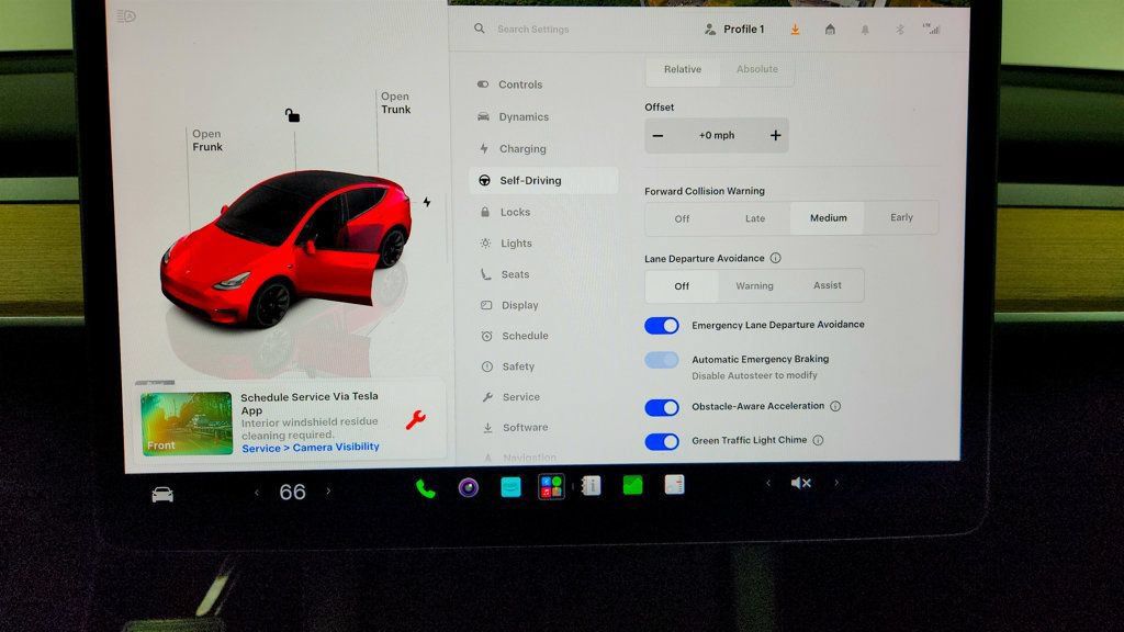 Used 2024 Tesla Model Y 2WD image 21