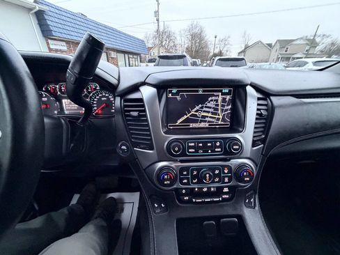 Used 2016 Chevrolet Suburban LT image 68