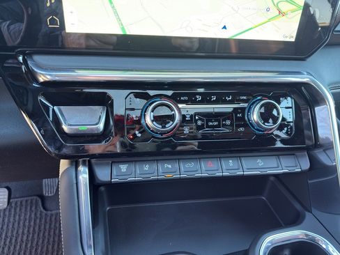 New 2026 GMC Sierra 2500 Denali Ultimate w/ Max Trailering Package image 11