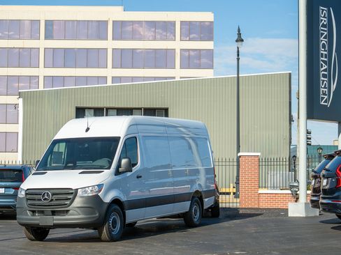 New 2026 Mercedes-Benz Sprinter 2500 image 1