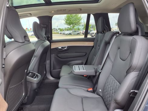 New 2026 Volvo XC90 B5 Core AWD/4WD image 16