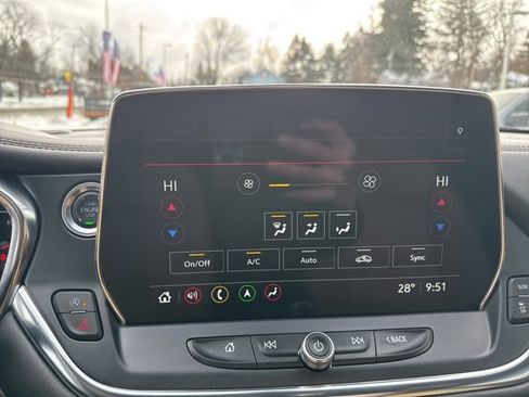 Used 2024 Chevrolet Blazer Premier w/ Driver Confidence II Package image 27