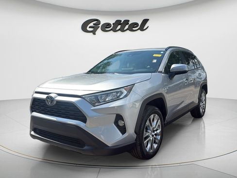Used 2021 Toyota RAV4 XLE Premium FWD image 1