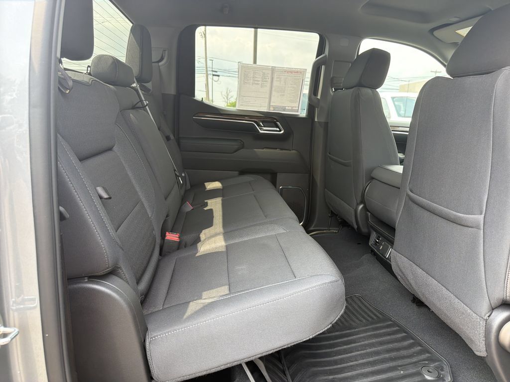 Used 2024 GMC Sierra 1500 Elevation AWD/4WD image 17