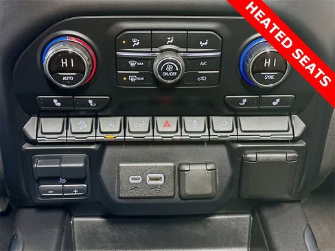 Used 2019 Chevrolet Silverado 1500 LT Trail Boss image 17