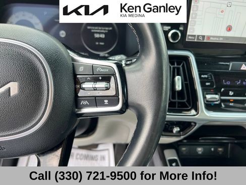 Certified 2023 Kia Sorento SX AWD/4WD image 30