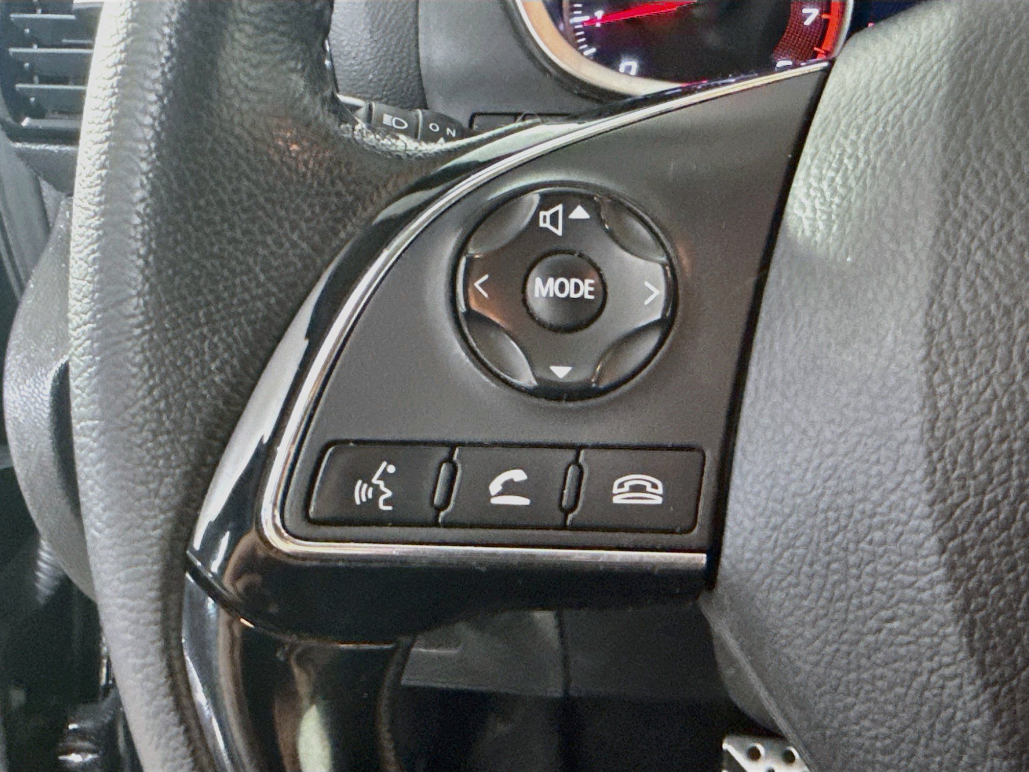 Used 2024 Mitsubishi Eclipse Cross SE AWD/4WD image 14