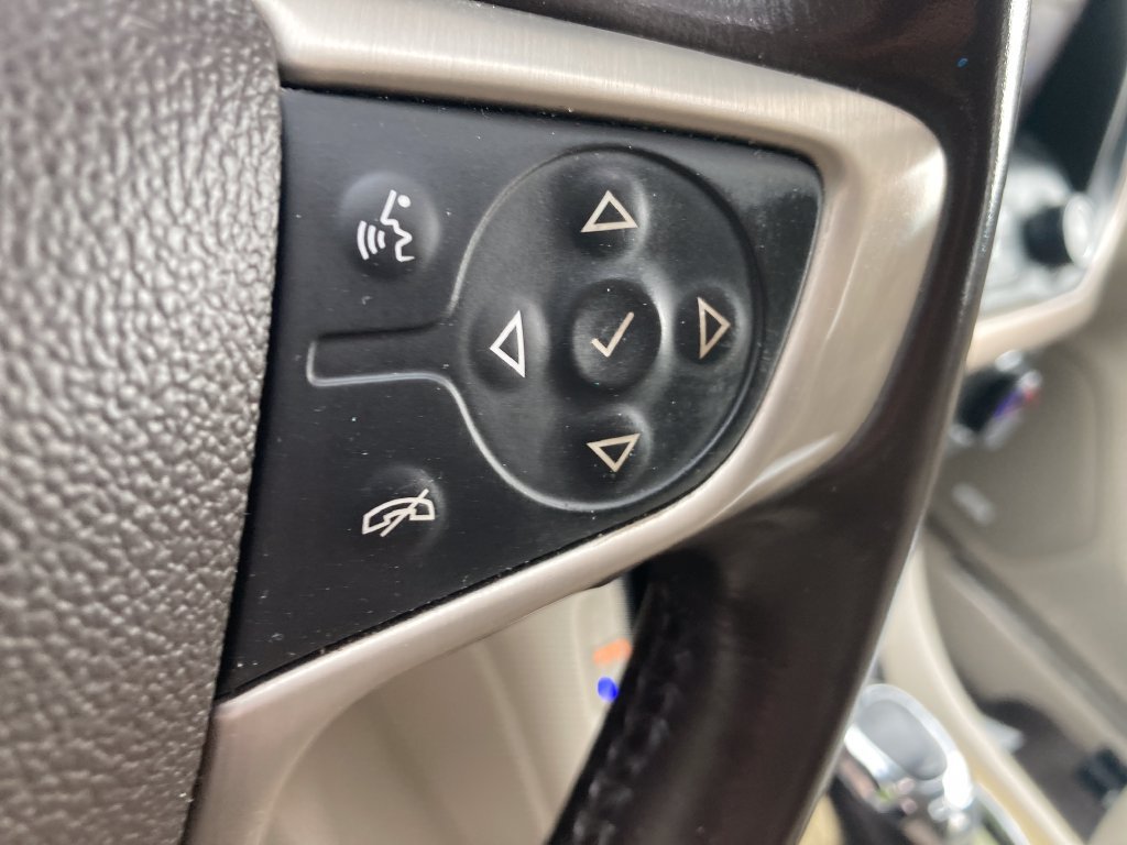 Used 2019 GMC Acadia Denali AWD/4WD image 40
