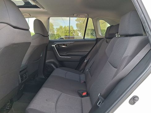 Used 2020 Toyota RAV4 XLE w/ Convenience Package AWD/4WD image 11