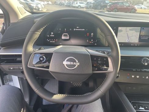 New 2025 Nissan Murano SL image 8