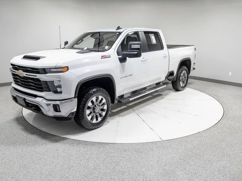 Used 2024 Chevrolet Silverado 2500 LT w/ All Star Edition image 36