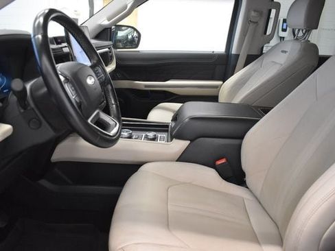 Used 2024 Ford Expedition Max Platinum AWD/4WD image 22