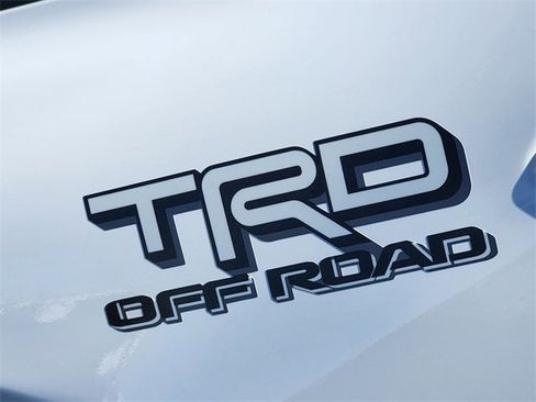 Used 2024 Toyota Tacoma TRD Off-Road image 14