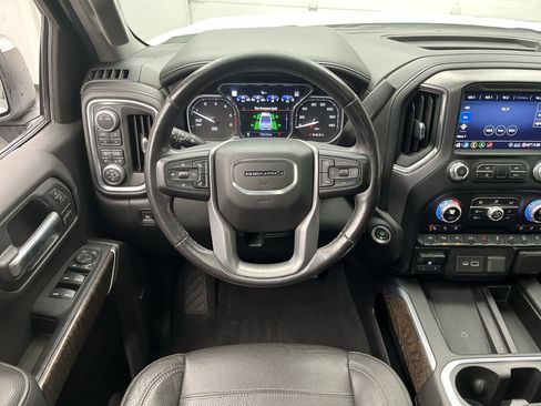 Certified 2020 GMC Sierra 1500 Denali w/ Denali Ultimate Package image 16