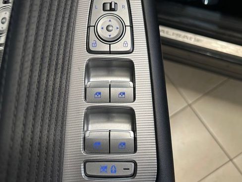 Used 2024 Hyundai Palisade Calligraphy FWD image 28