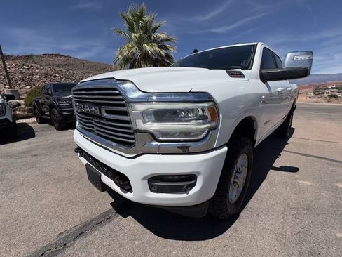 Used 2024 RAM 2500 Laramie AWD/4WD image 1