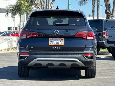 Used 2023 Volkswagen Taos SE image 5