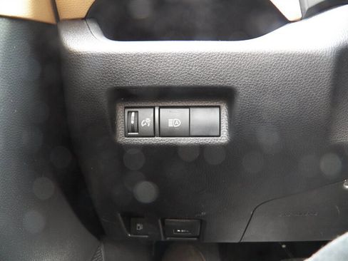 Used 2019 Toyota RAV4 LE w/ Carpet Mat Package image 26