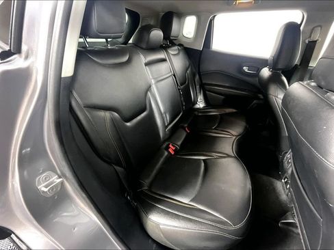 Used 2019 Jeep Compass Limited FWD image 26