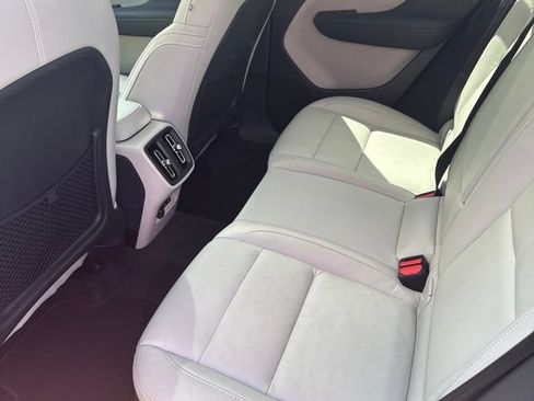 Used 2023 Volvo XC40 B5 Ultimate w/ Protection Package Premier AWD/4WD image 13