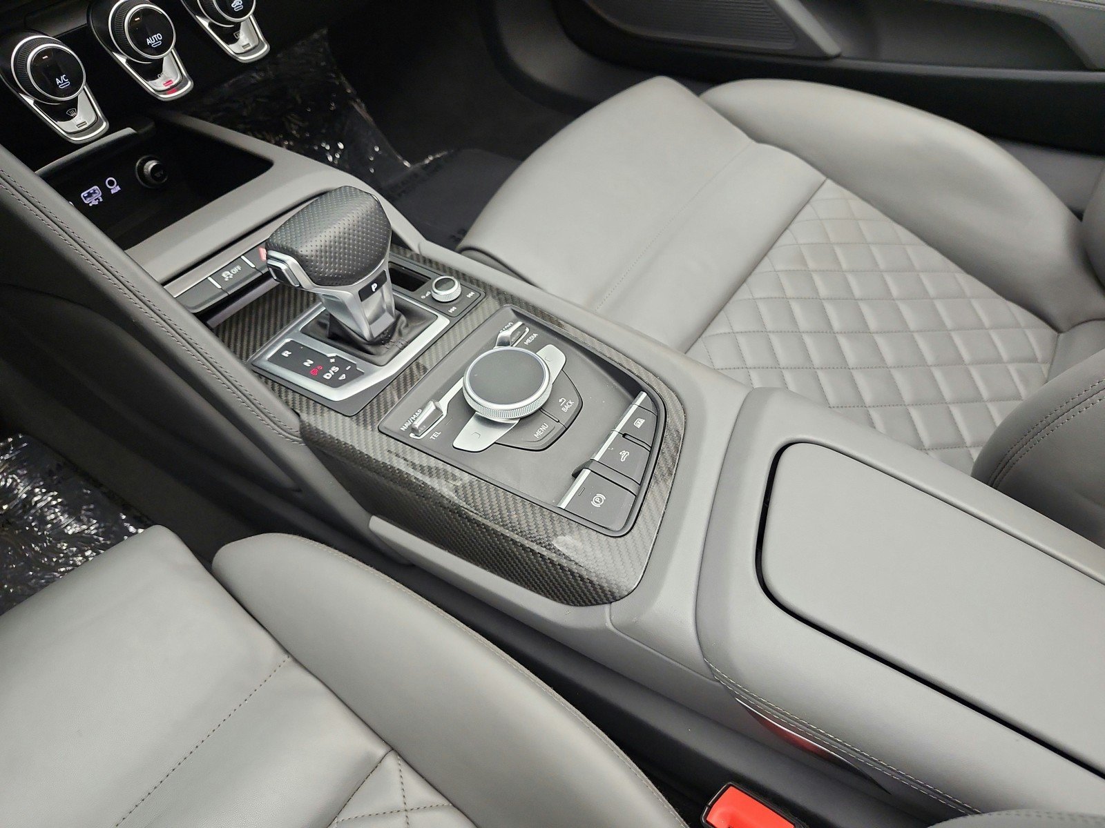 Used 2017 Audi R8 V10 AWD/4WD image 11