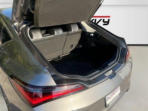 Used 2024 Acura Integra image 25