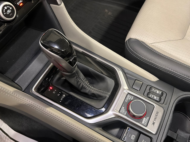 Certified 2023 Subaru Forester Limited AWD/4WD image 18