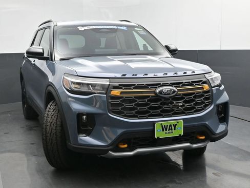 New 2026 Ford Explorer Tremor w/ Tremor Convenience Package image 9