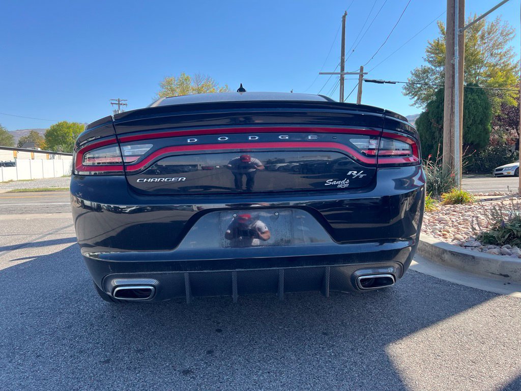 Used 2017 Dodge Charger R/T RWD image 5