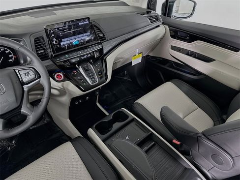 New 2026 Honda Odyssey Elite image 25