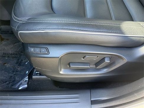 Certified 2025 MAZDA CX-5 AWD 2.5 S w/ Preferred Package image 12