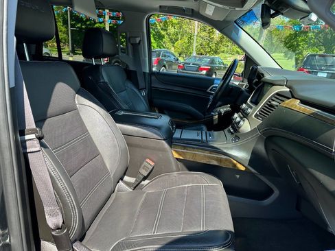 Used 2016 GMC Yukon Denali w/ Open Road Package AWD/4WD image 52